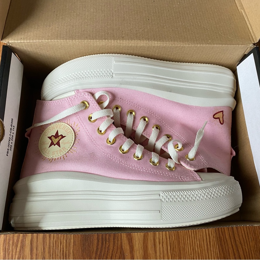 Converse Chuck Taylor All-Star Move Hi Platform - Valentines Day 2023 Edition